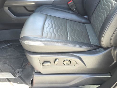 Used 2025 Chevrolet Silverado 1500 ZR2 AWD/4WD image 18