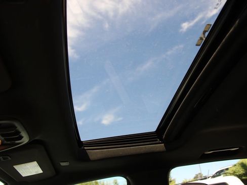 Used 2023 Chevrolet Colorado Z71 w/ Advanced Trailering Package image 13