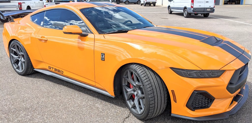 New 2026 Ford Mustang GT Premium w/ GT Performance Package RWD image 1