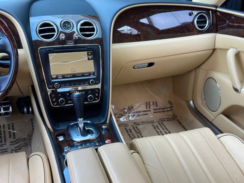 Used 2014 Bentley Flying Spur W12 AWD/4WD image 28