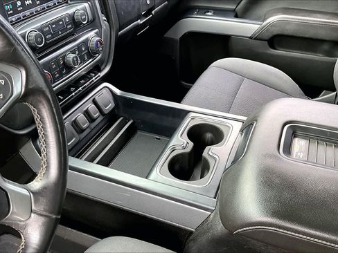 Used 2018 Chevrolet Silverado 1500 LT w/ Texas Edition image 16