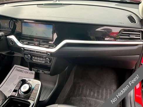 Used 2022 Kia Niro EX w/ Cold Weather Package FWD image 14
