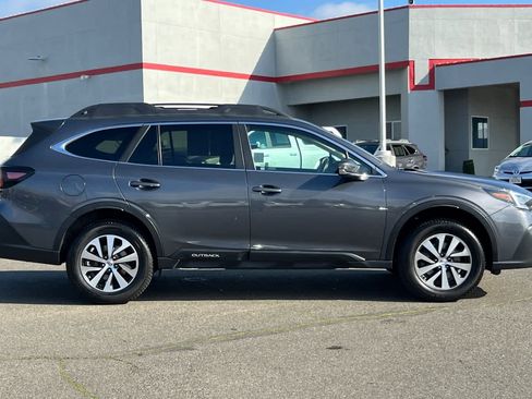 Used 2020 Subaru Outback Premium w/ Popular Package #1 image 6