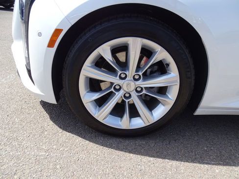 Used 2025 Cadillac CT5 Premium Luxury RWD image 7