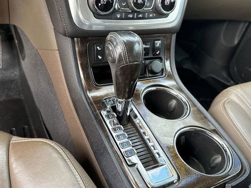 Used 2015 GMC Acadia SLT image 36