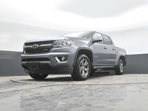 Used 2018 Chevrolet Colorado Z71 AWD/4WD image 26
