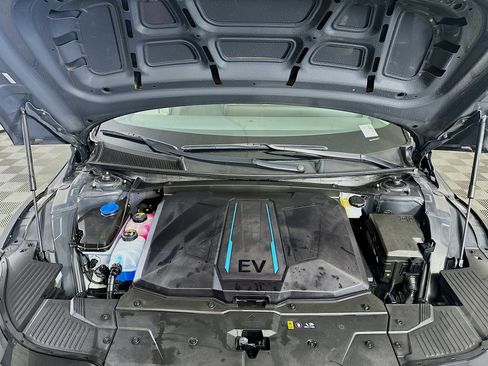 Used 2024 Hyundai Ioniq 5 SEL image 34