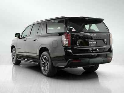 Used 2023 Chevrolet Suburban Z71 w/ Luxury Package
