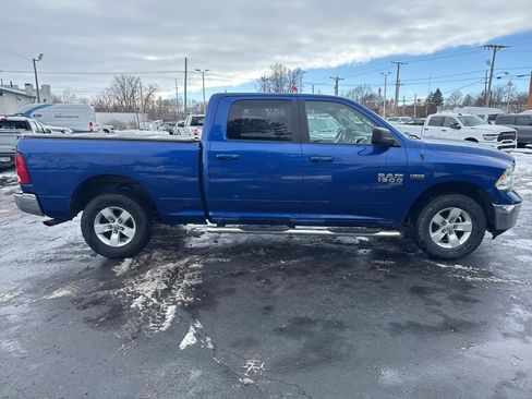 Used 2019 RAM 1500 Classic SLT image 8