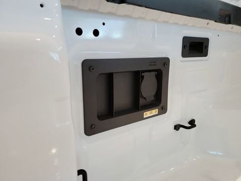 New 2025 Ford Ranger Raptor image 13