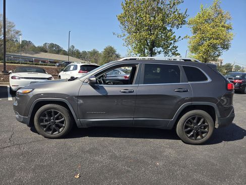 Used 2014 Jeep Cherokee Latitude w/ Comfort/Convenience Group image 8