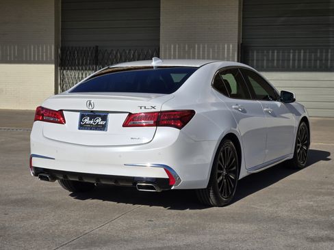 Used 2018 Acura TLX V6 SH-AWD w/ Advance Package image 9