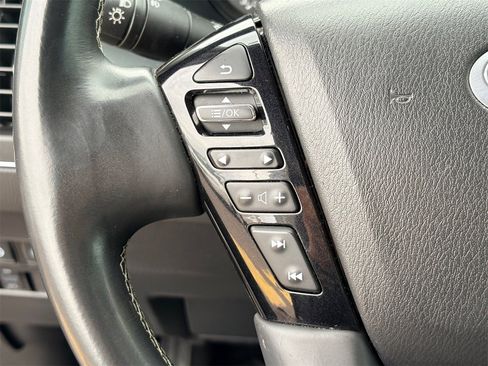 Used 2022 INFINITI QX80 Premium Select w/ Cargo Package image 15