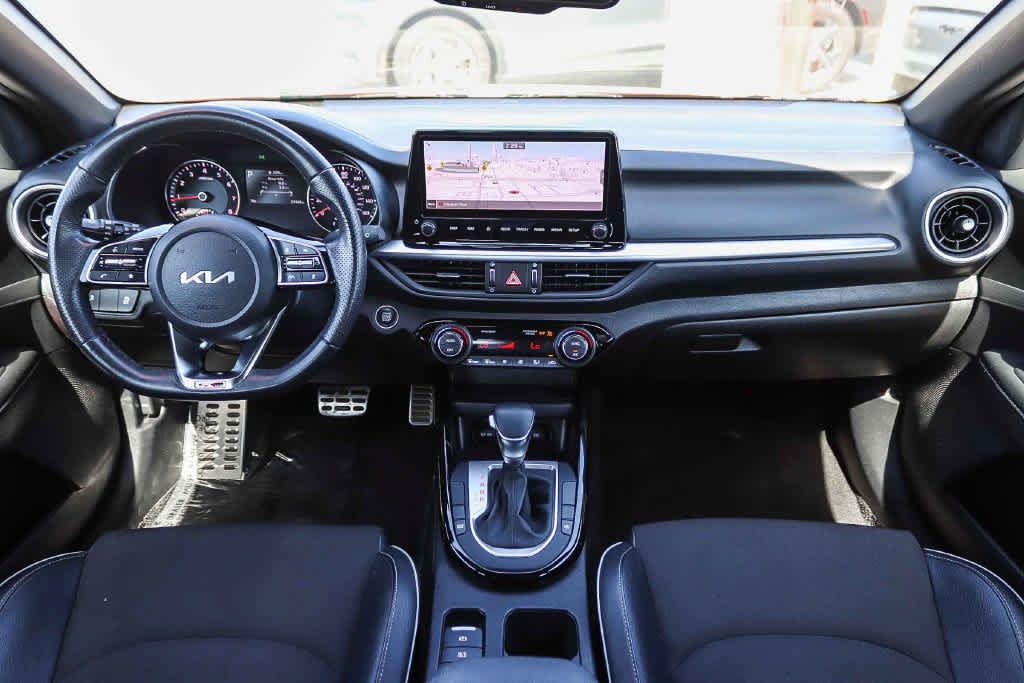 Used 2022 Kia Forte GT-Line w/ GT-Line Technology Package FWD image 12