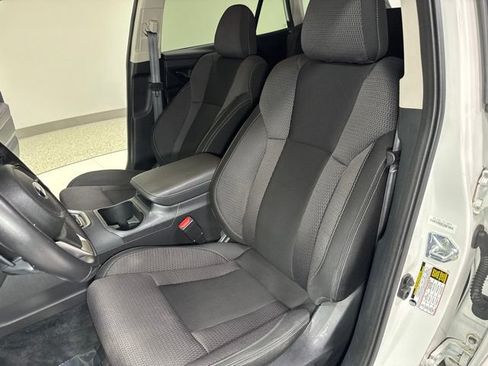 Used 2022 Subaru Outback Premium AWD/4WD image 13