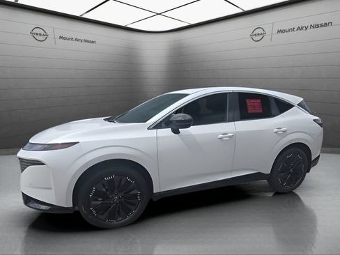 Certified 2026 Nissan Murano Platinum w/ Cargo Package AWD/4WD image 9
