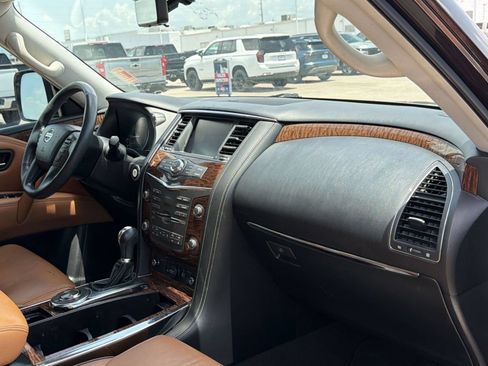Used 2018 Nissan Armada Platinum w/ Interior Lighting Package RWD image 31