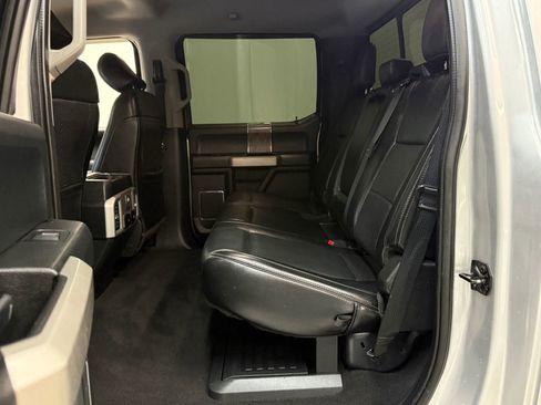 Used 2019 Ford F250 Lariat w/ Lariat Value Package image 18