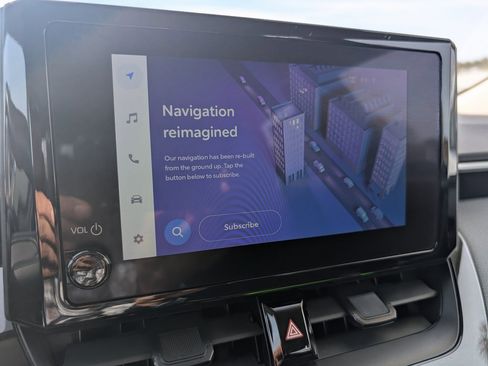 Used 2024 Toyota Corolla LE image 21