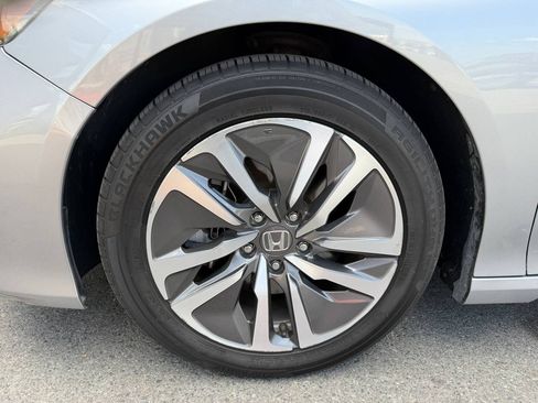Used 2020 Honda Accord Hybrid image 13