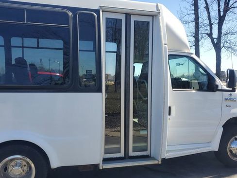 Used 2012 Ford E-350 and Econoline 350 Super Duty w/ Shuttle Bus Prep Pkg image 8