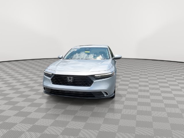 Used 2023 Honda Accord EX image 5