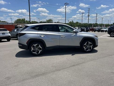 Certified 2022 Hyundai Tucson Limited FWD image 4