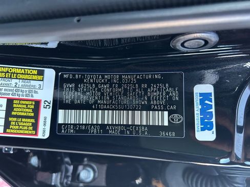 Used 2025 Toyota Camry SE image 34