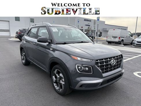 Used 2024 Hyundai Venue Limited FWD image 1
