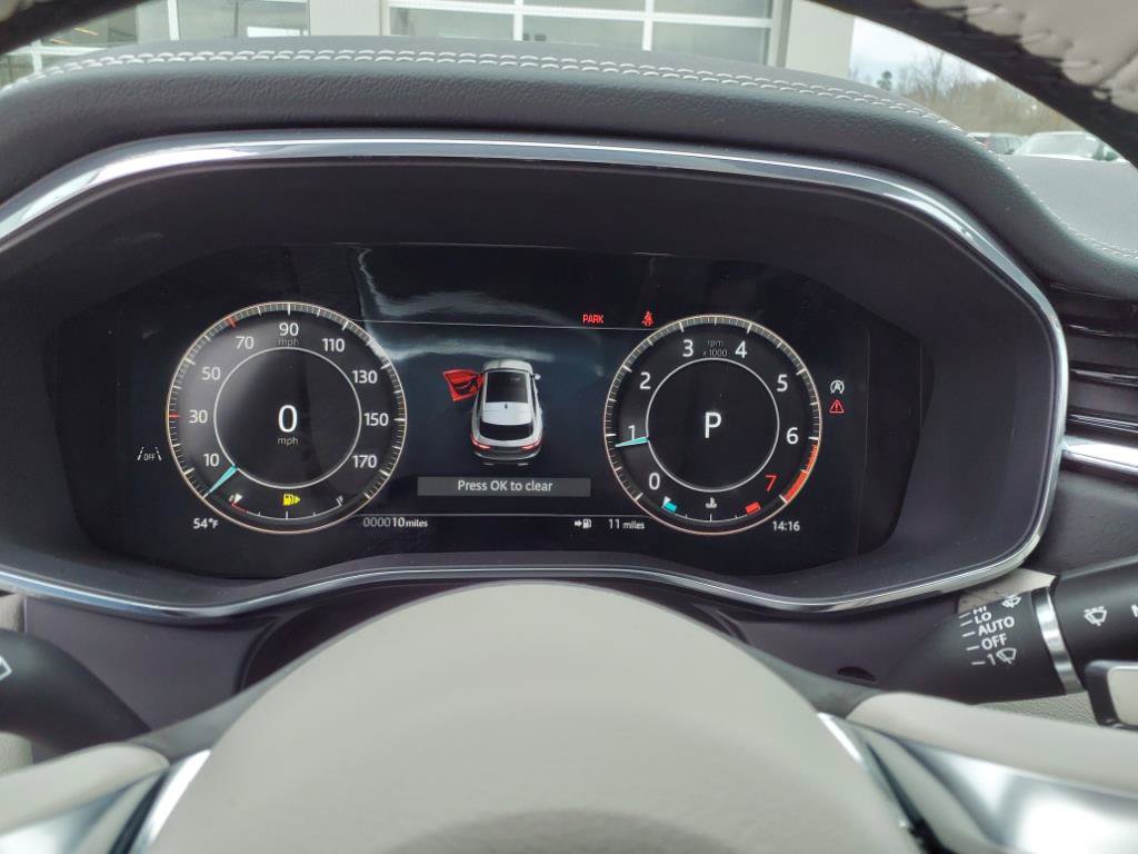New 2026 Jaguar F-PACE R-Dynamic S AWD/4WD image 16