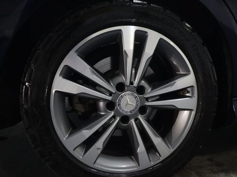 Used 2015 Mercedes-Benz E 350 4MATIC Sedan w/ Premium 1 Package image 38
