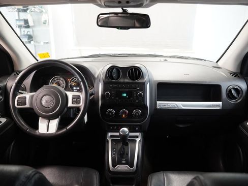 Used 2016 Jeep Compass Latitude AWD/4WD image 18