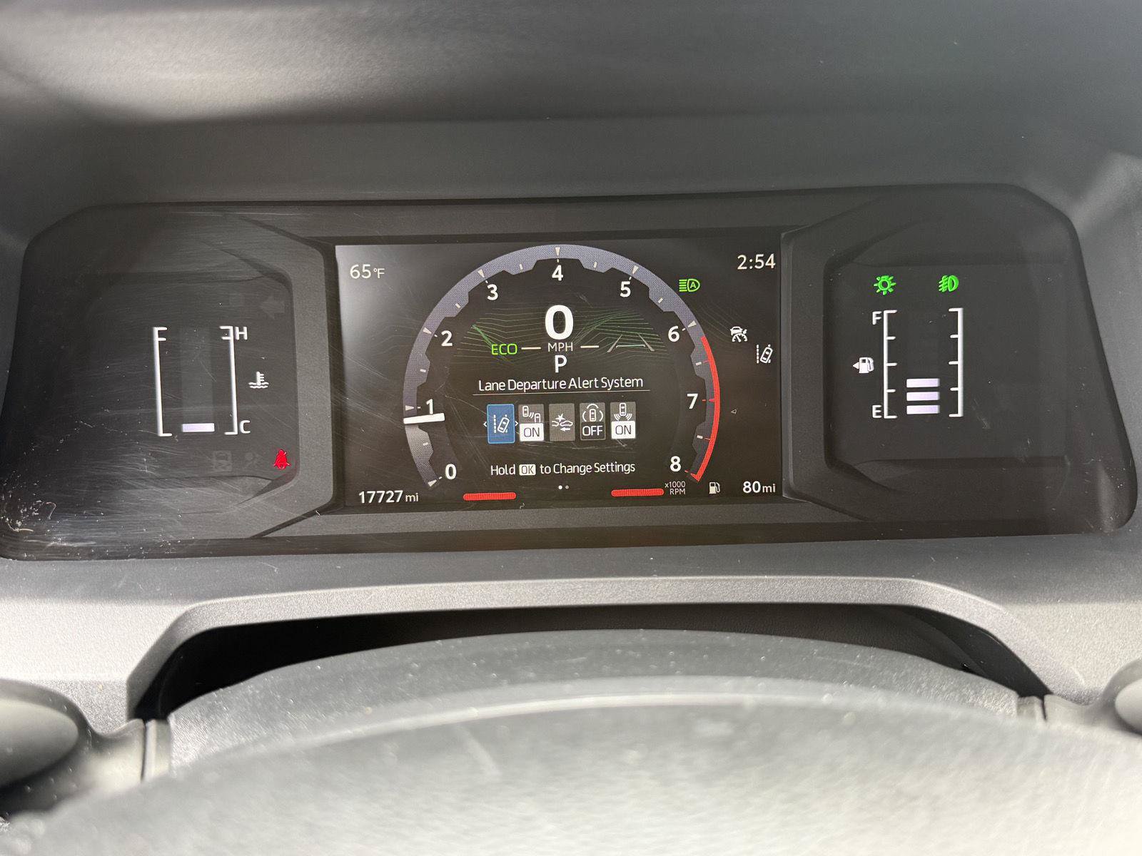 Certified 2025 Toyota 4Runner SR5 AWD/4WD image 28