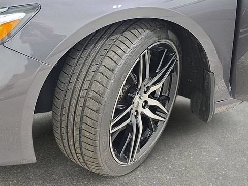 Used 2022 Honda Accord Touring image 32