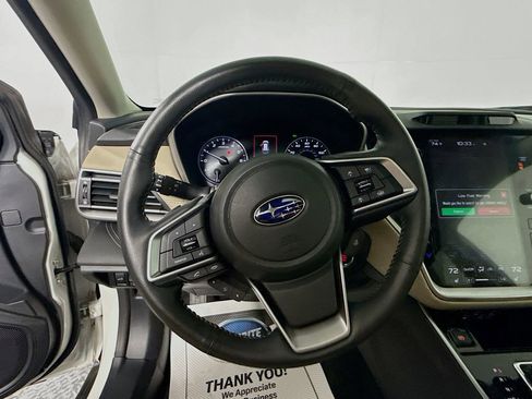 Used 2020 Subaru Outback Limited image 11