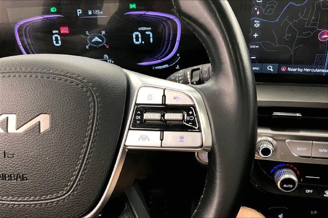 Used 2025 Kia Telluride S AWD/4WD image 27