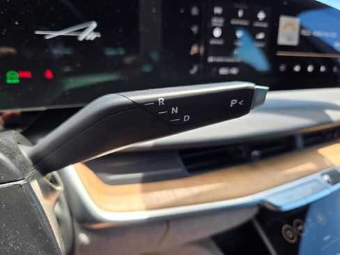 Used 2025 Lucid Air Touring AWD/4WD image 21