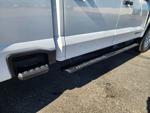 Used 2024 Ford F250 XLT image 14