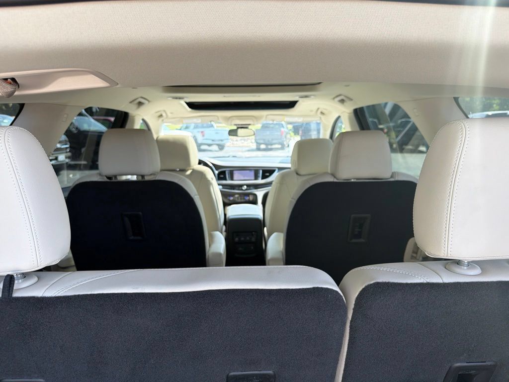 Used 2023 Buick Enclave Essence w/ Experience Buick Package FWD image 10