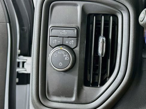 Used 2023 Chevrolet Silverado 1500 Custom RWD image 26