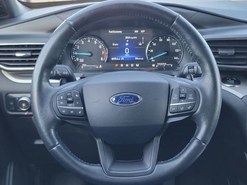 Certified 2020 Ford Explorer XLT w/ Equipment Group 202A AWD/4WD image 33