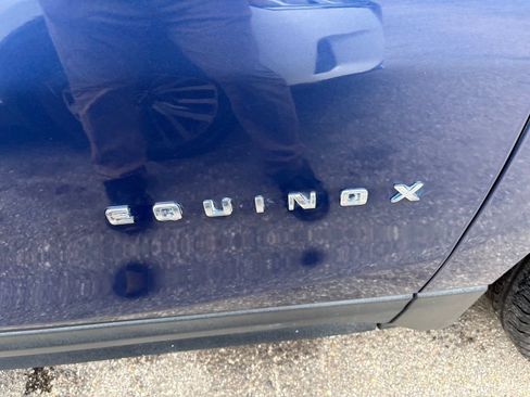Used 2022 Chevrolet Equinox LT AWD/4WD image 17