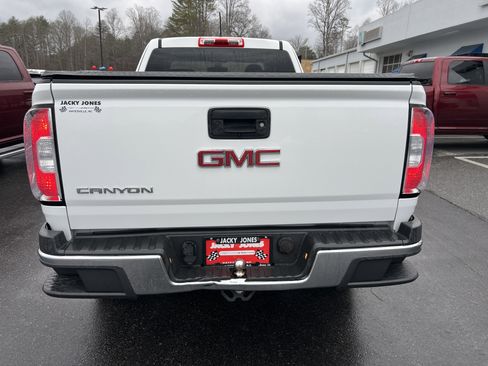 Used 2018 GMC Canyon W/T w/ Convenience Package image 2