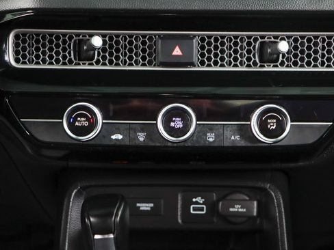 Used 2023 Honda Civic Sport image 20