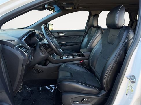 Used 2019 Ford Edge ST w/ Equipment Group 401A image 14