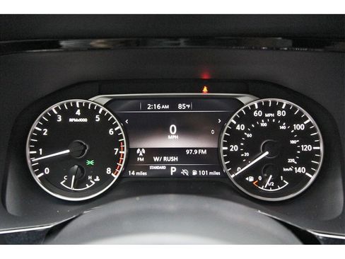 New 2025 Nissan Pathfinder SV image 12