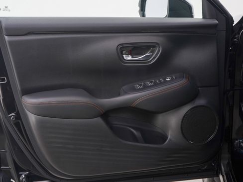 Used 2024 Honda HR-V Sport image 18