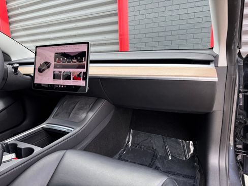Used 2023 Tesla Model 3 Standard Range RWD image 20