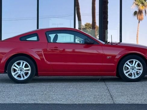 Used 2005 Ford Mustang GT Premium RWD image 15