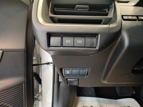 New 2026 Toyota Prius LE image 17